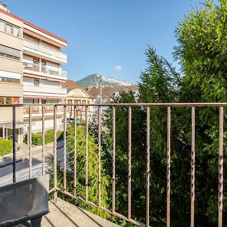 T2 Cosy Avec Balcon A 800m Du D'annecy Annecy